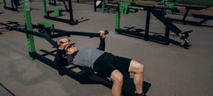 OG30 Bänkpress Omnigym utomhus
